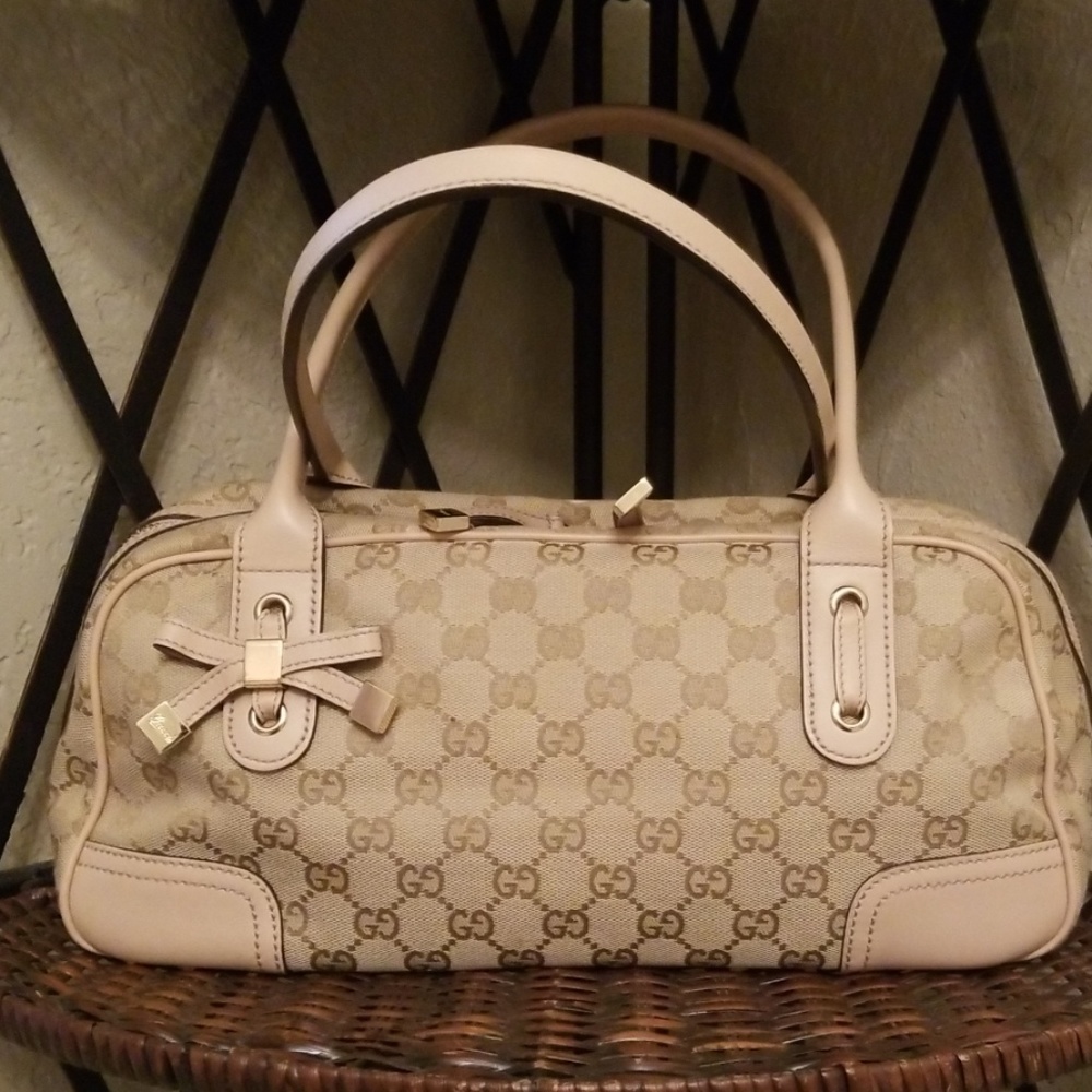 Gucci handbag